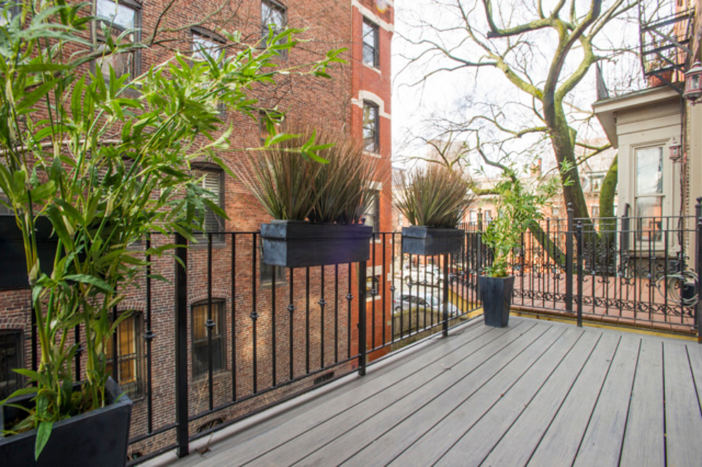 Deck - traditional deck idea in Boston