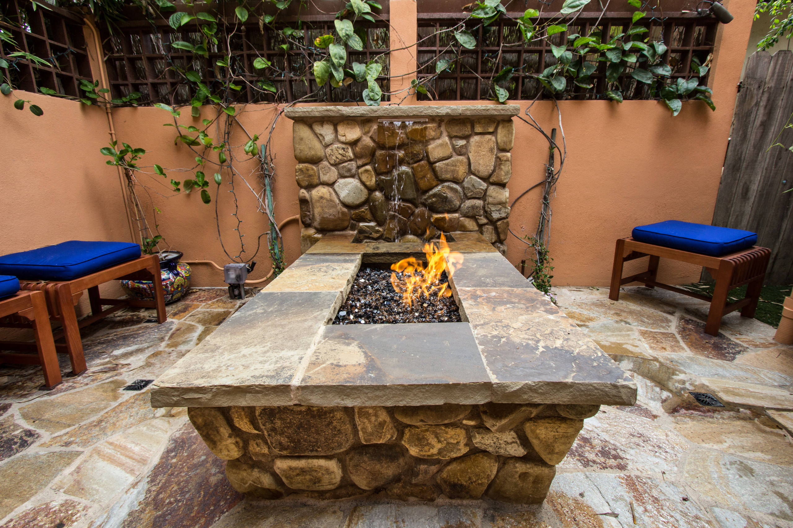 La Jolla conversation pit