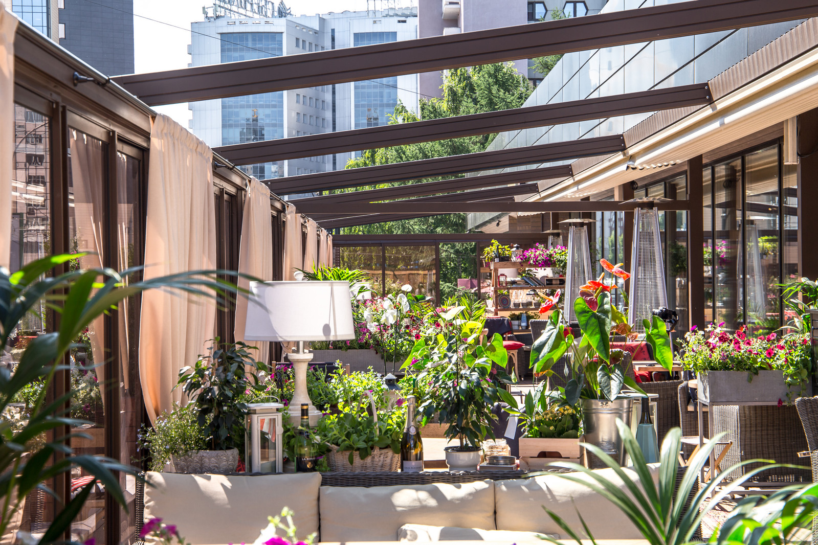 Пергола для ресторана "Сыроварня" в Новосибирске