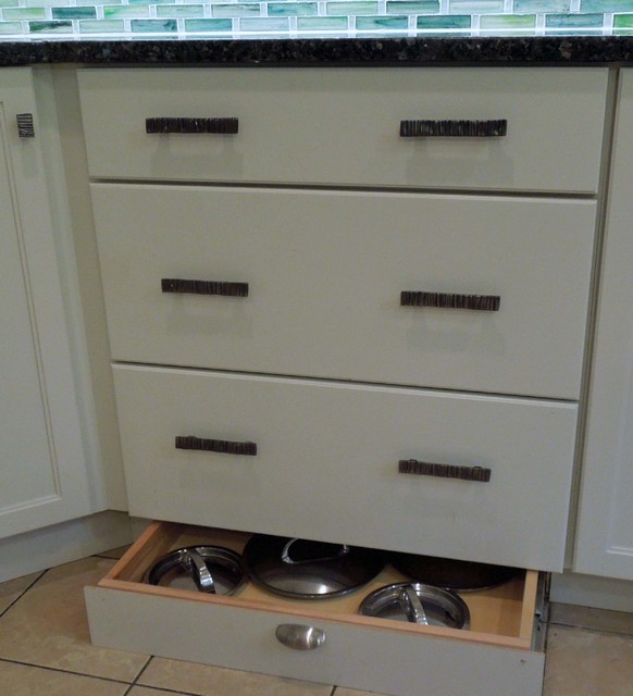 Toe Kick Drawer Storage maritim-kueche