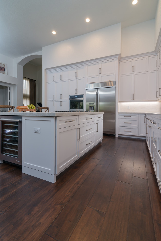 Example of a transitional kitchen design in Miami