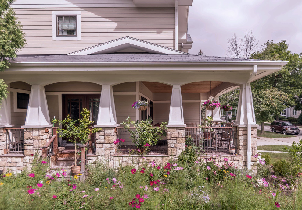 Captivating Craftsman