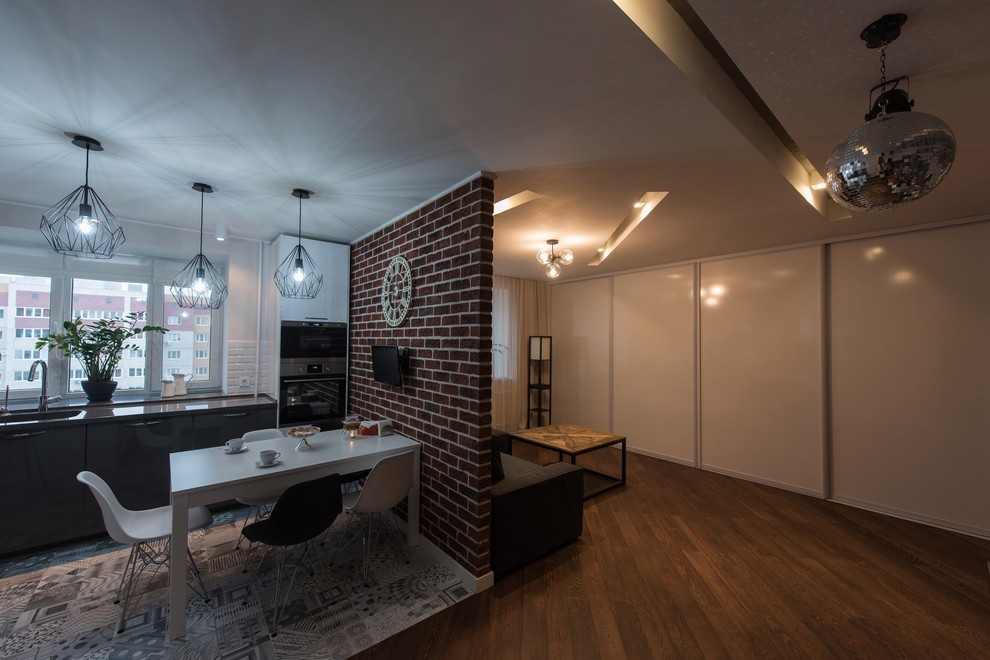 Квартира для семьи с 3 детьми в стиле лофт