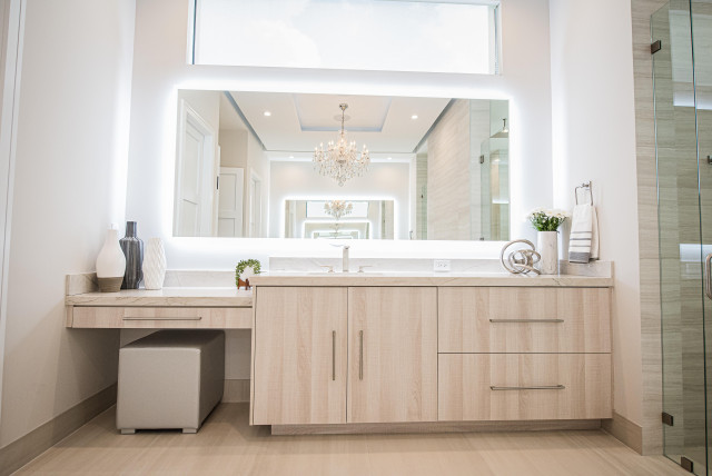 Plantation New Construction minimalistisch-badezimmer