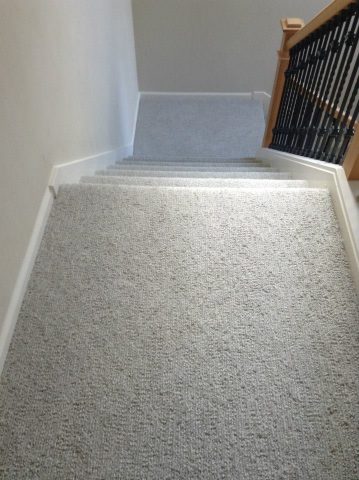 Carpet Jobs - Traditional - Staircase - Seattle - by Decor 