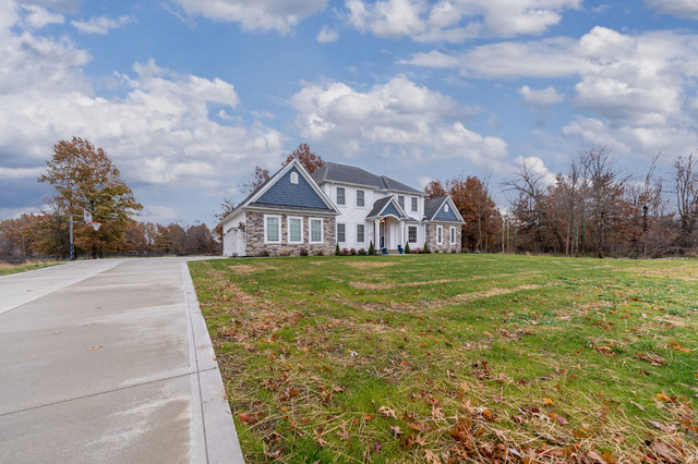 Johnson Floorplan transitional-exterior