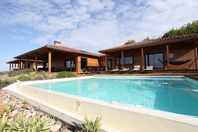 Serge Goacolou Charpentes & Maisons Bois contemporary-deck