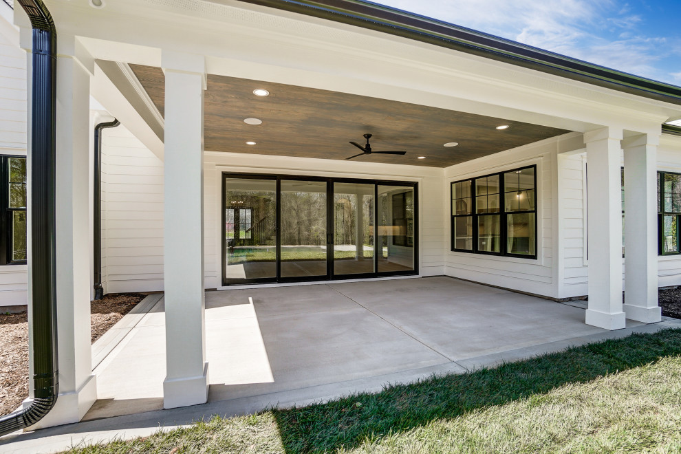 This is an example of a country verandah in Charlotte.