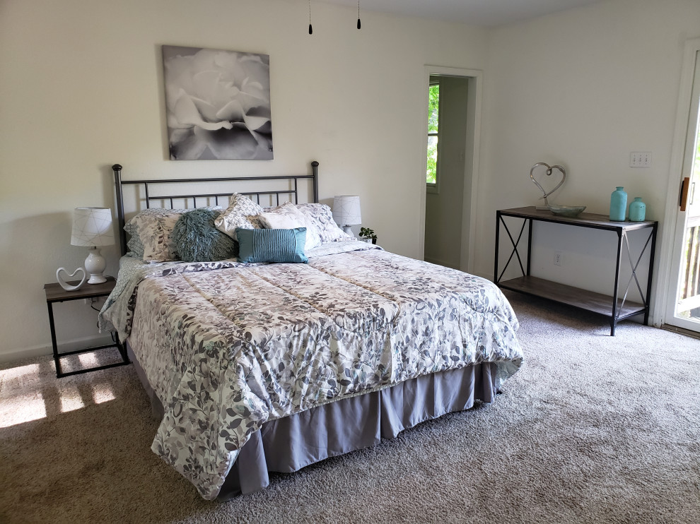 Home design - transitional home design idea
