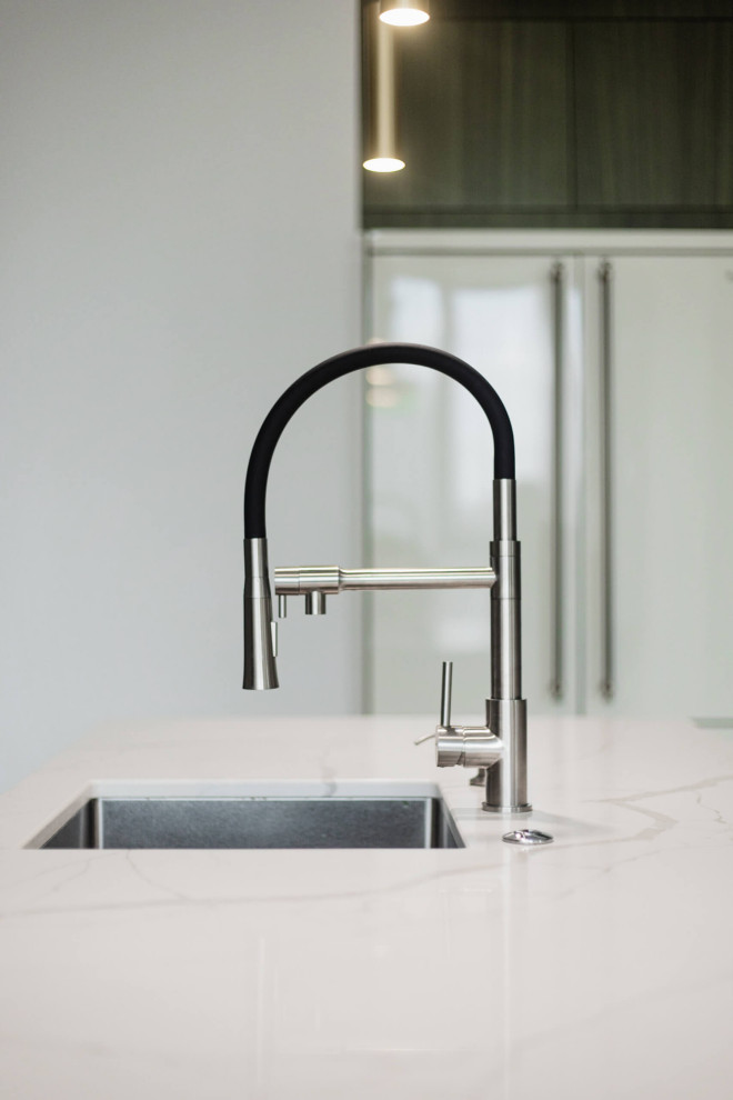 Макаровский 4