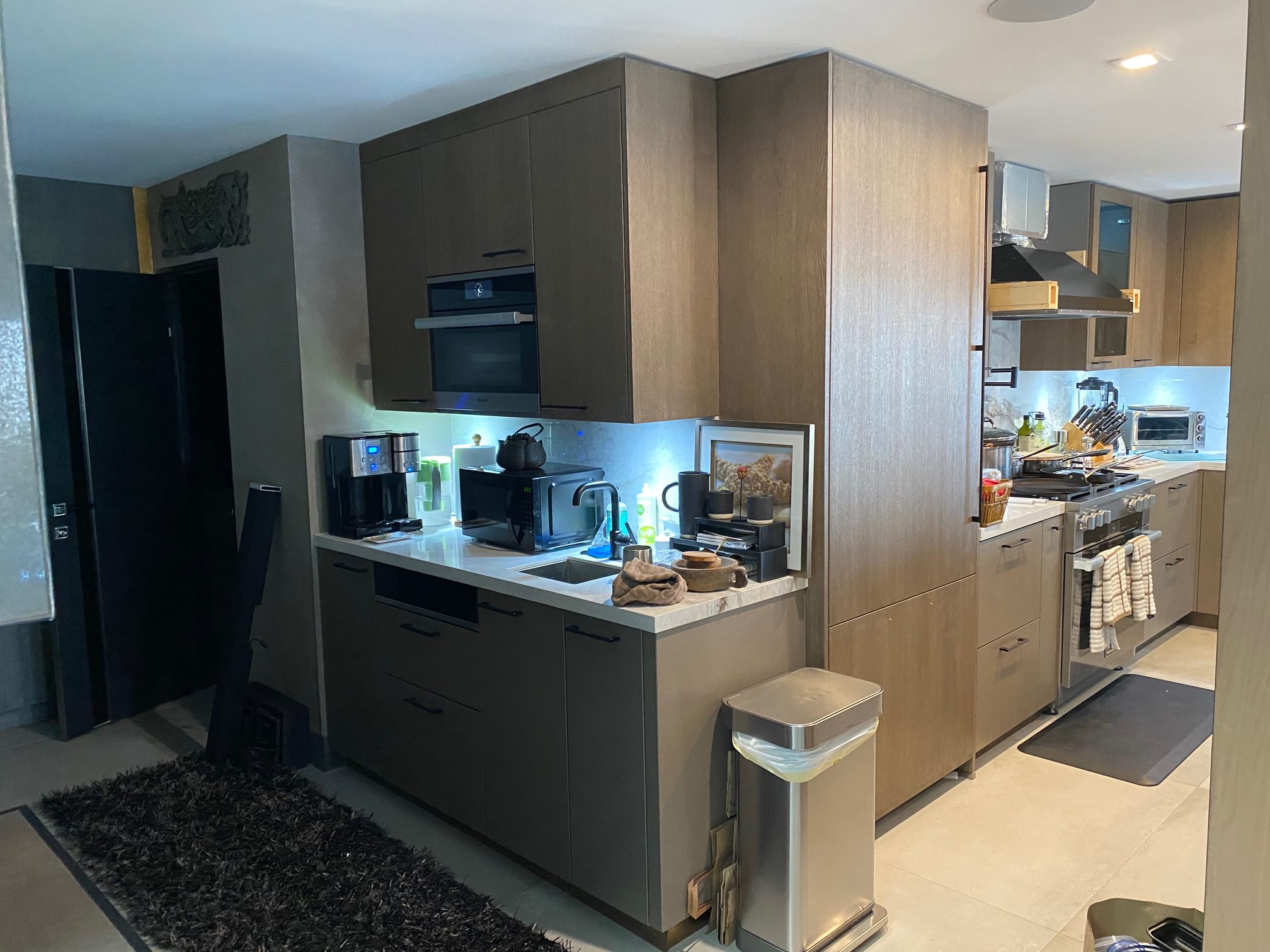 Gore Kitchen, Bathroom, Entertainment, and Back Ends