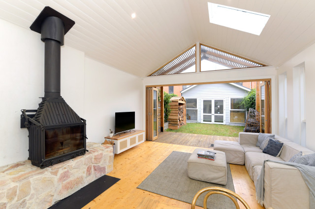 Starlight contemporary-living-room