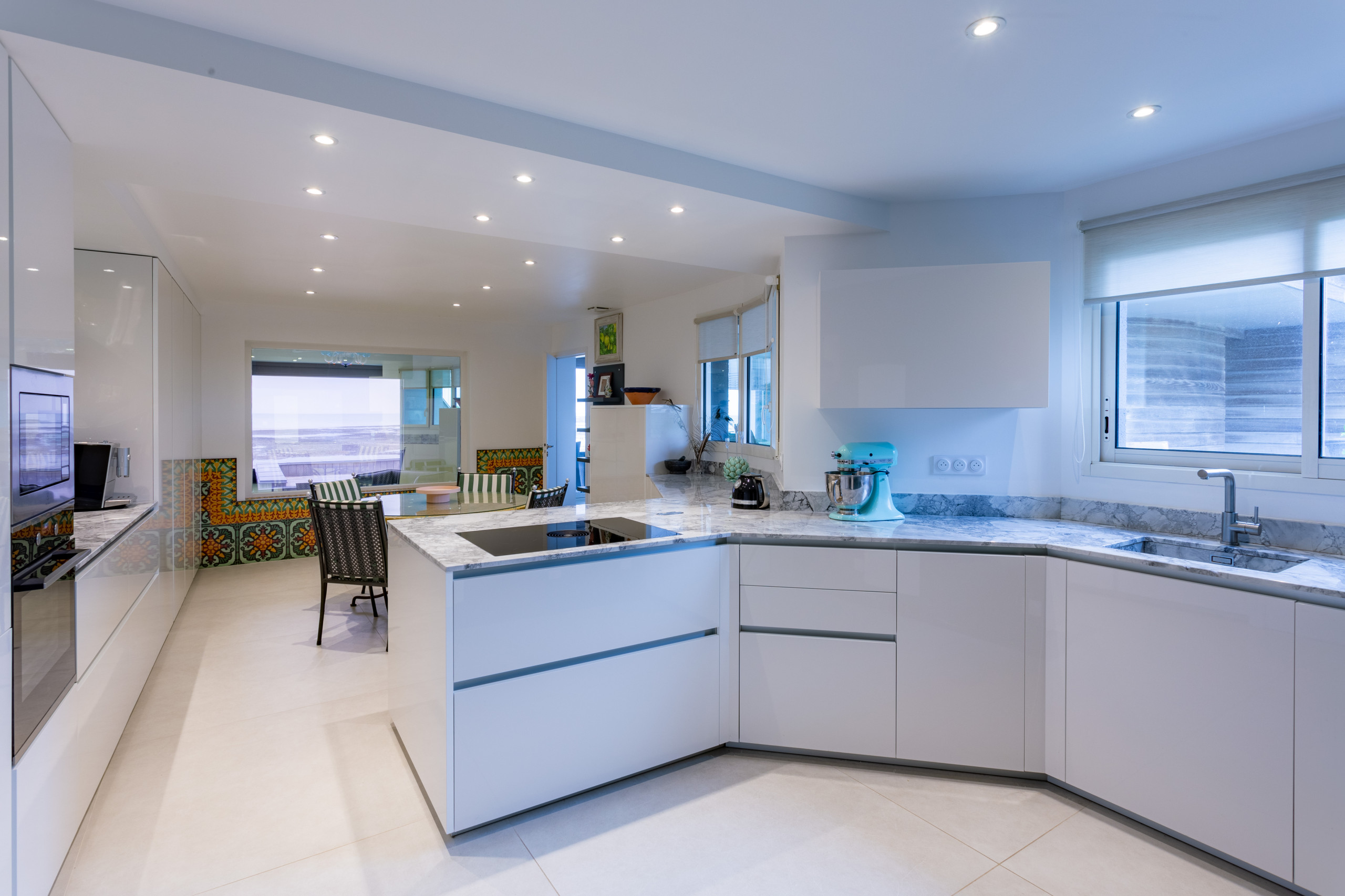 Création d'une cuisine atypique dans une maison d'architecte