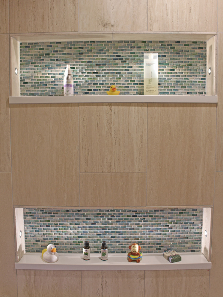 Mid-sized transitional home design photo in Austin