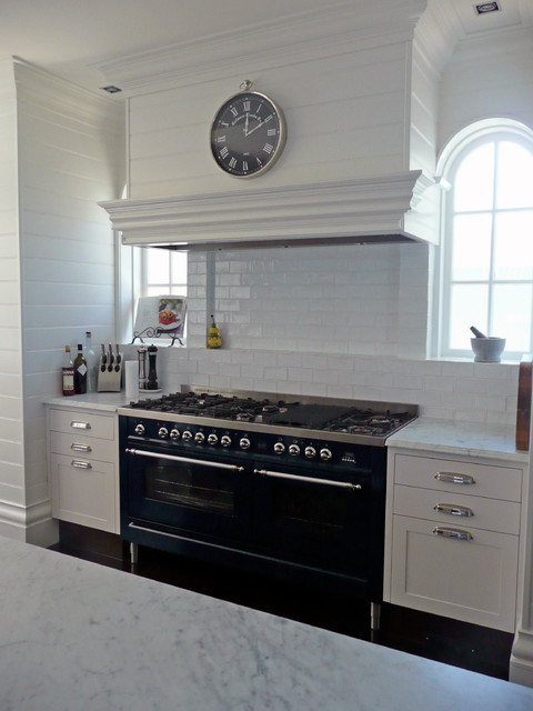 Kitchen's clasico-renovado-cocina
