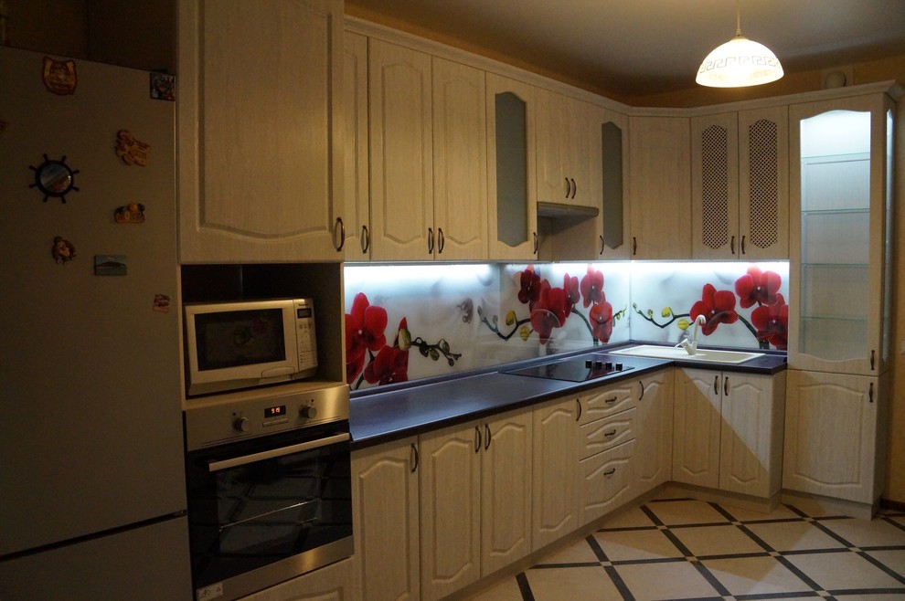 Кухонные гарнитуры