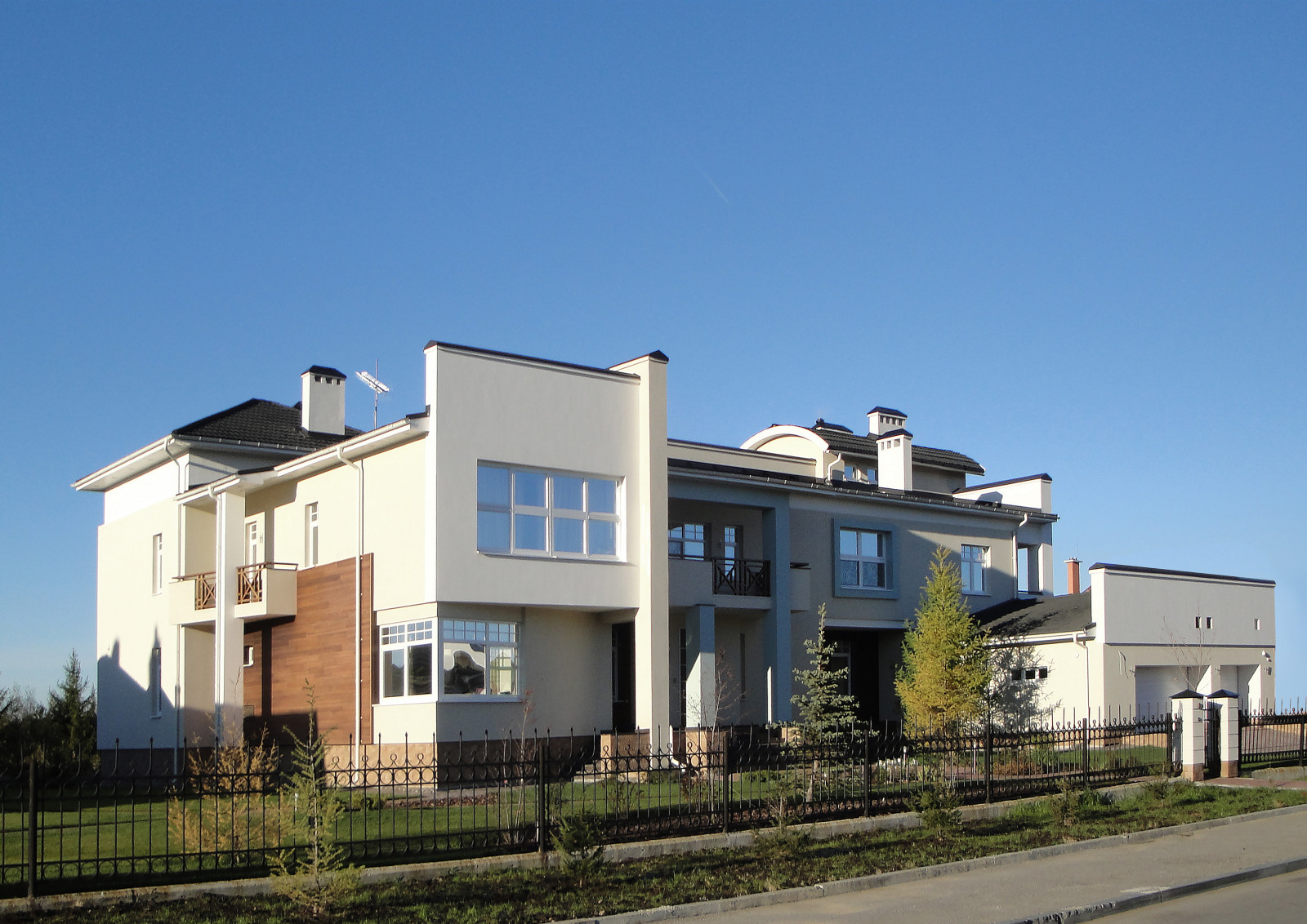 Индивидуальный жилой дом в Карасьеозерском, Екатеринбург