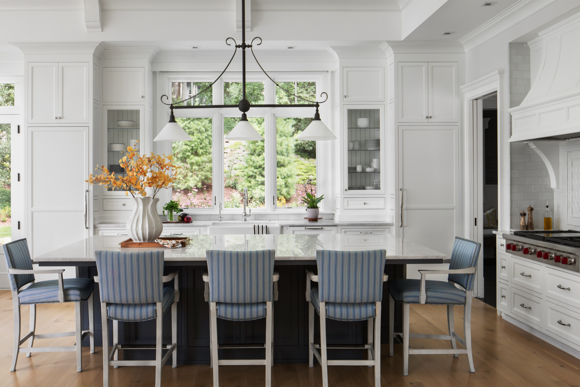 How to Design a Kitchen That Brings People Together