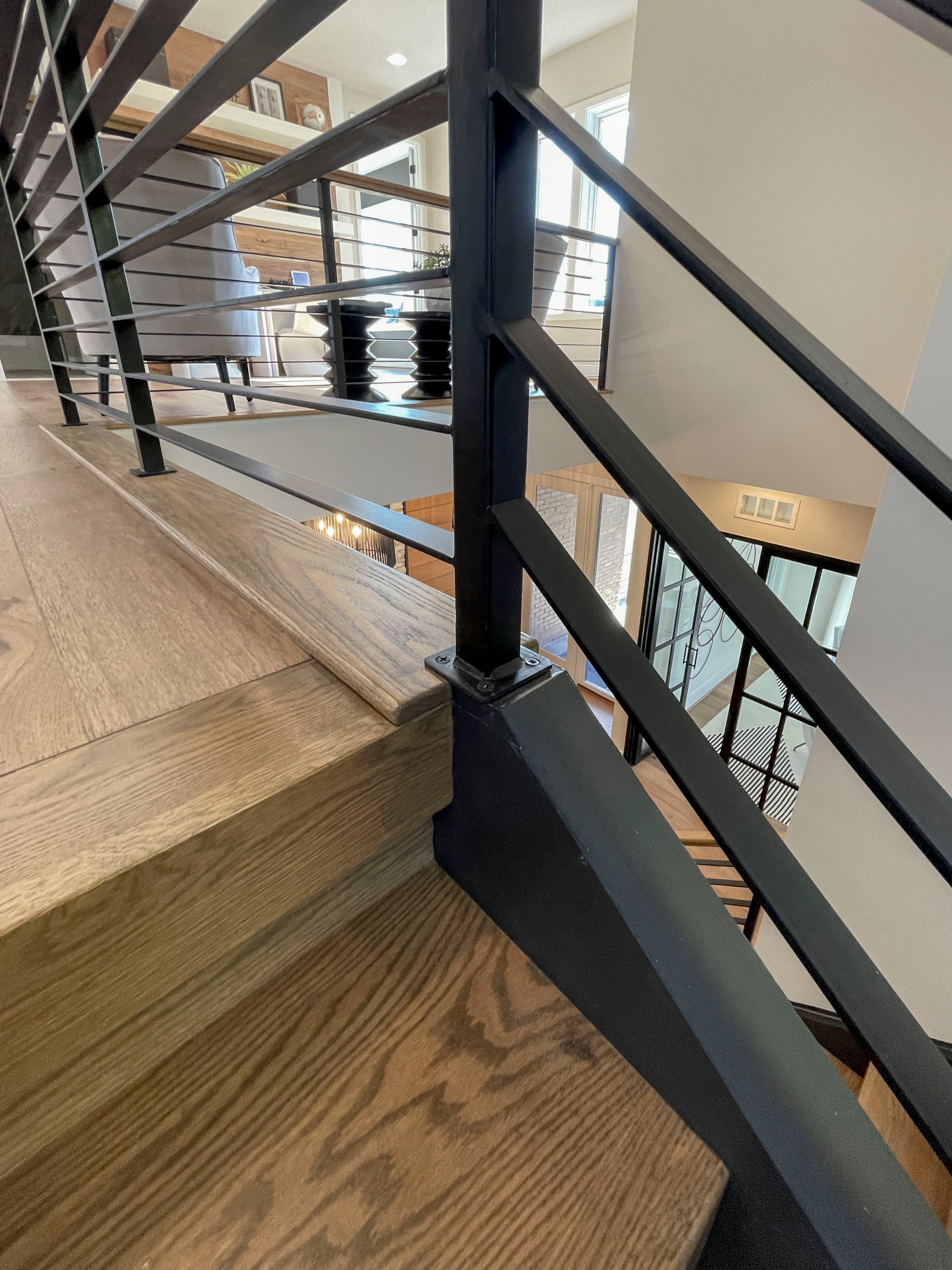 113_Floating Straight- Stringers with No Risers in Contemporary Home, Bethesda M