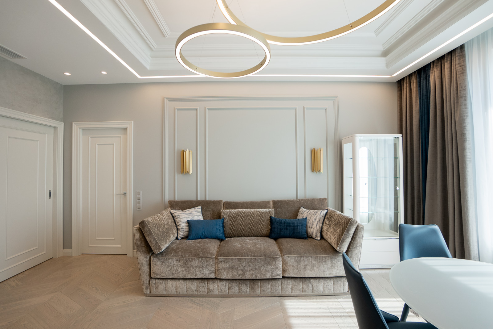 РЕМОНТ ДВУХКОМНАТНОЙ КВАРТИРЫ 60 КВ. М В СТИЛЕ НЕОКЛАССИКА