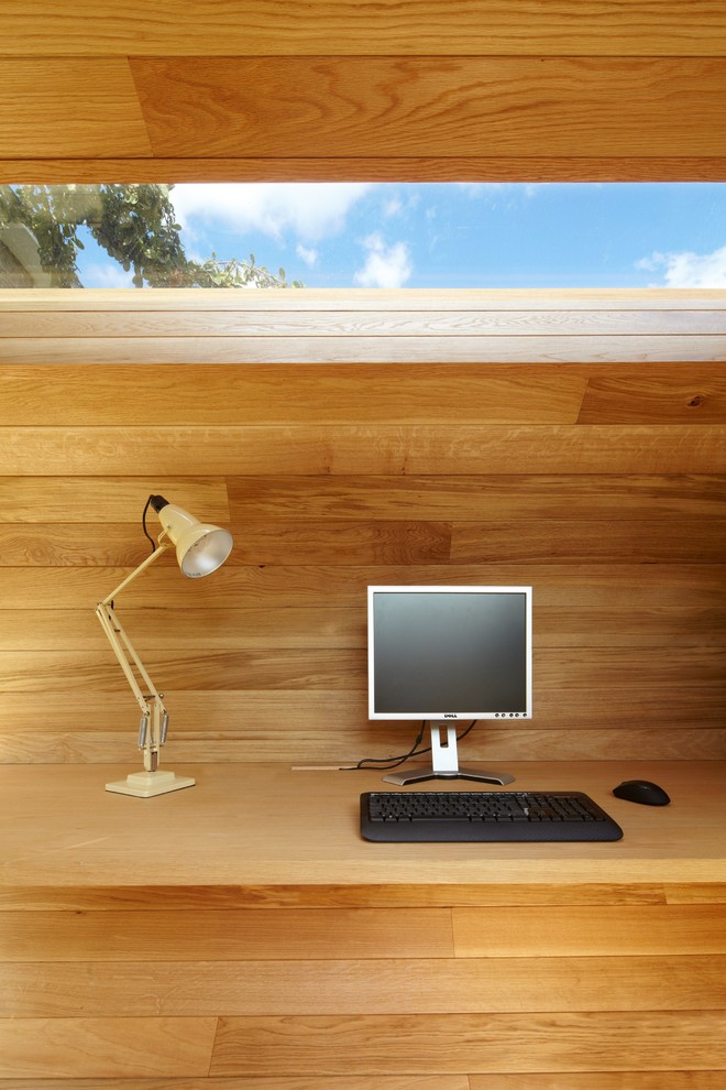 Inspiration for a contemporary home office in London.