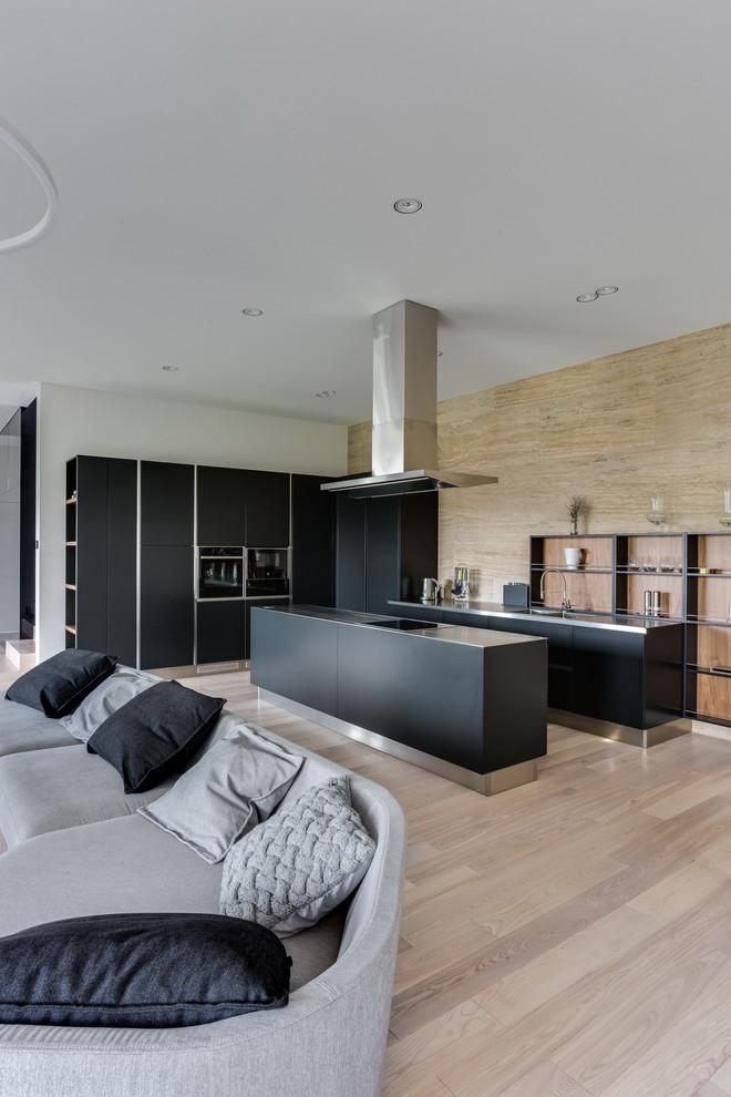 Кухня черного цвета