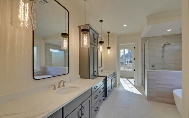 Plan # 1039 transitional-bathroom