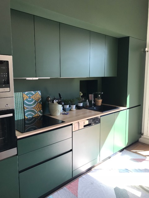 Cuisine verte eclectic-kitchen