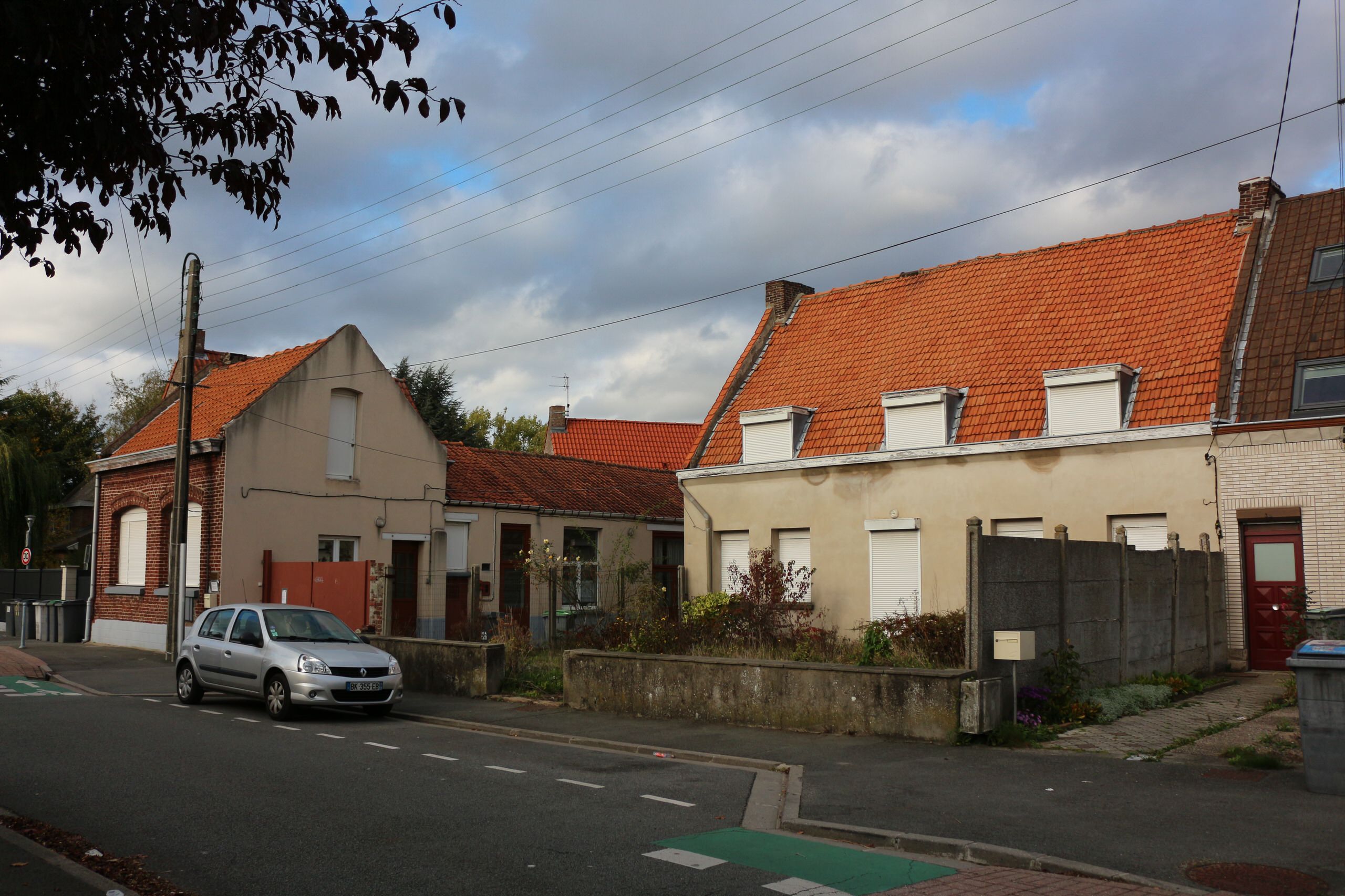 Aménagement d’un jardin autour d’une maison contemporaine - 2150 m²