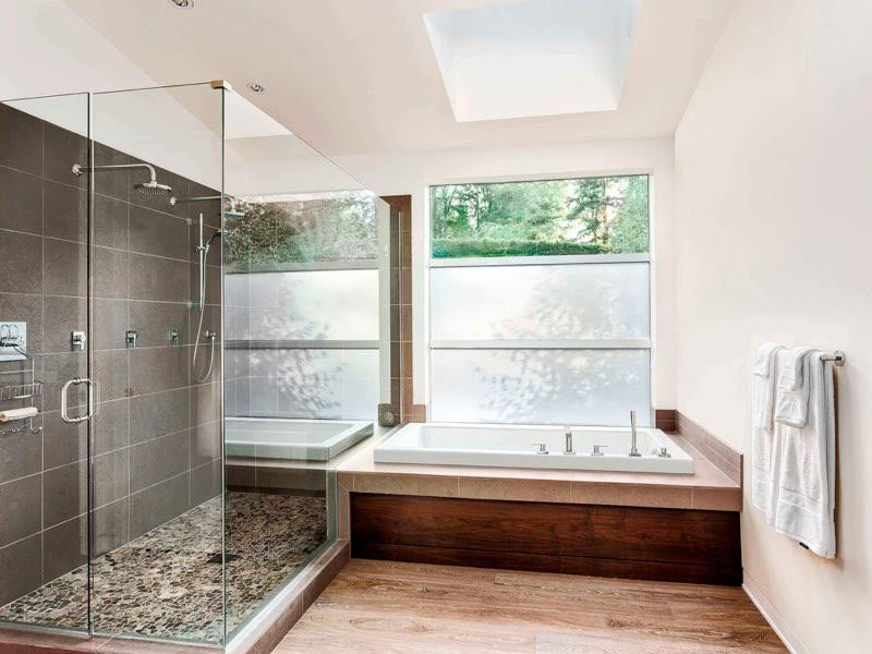 Bathrooms Remodels