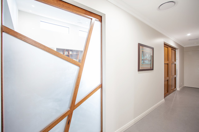 Angular Abode modern-hall