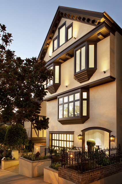 Luxe Green klassicheskiy-fasad-doma