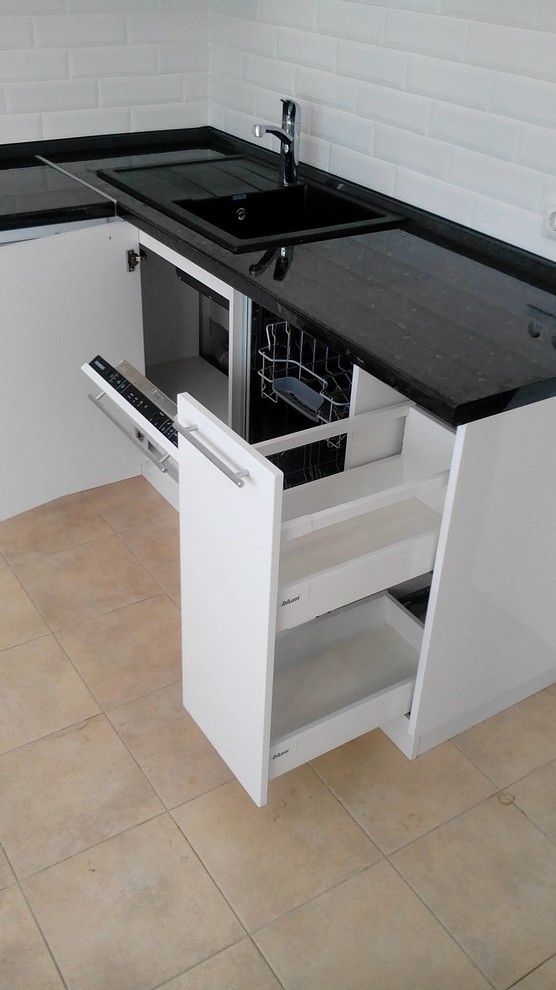 Кухня угловая 2,45х1,8 м. в скандинавском стиле 80700 р.