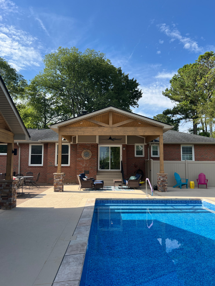Lakeside Pool House