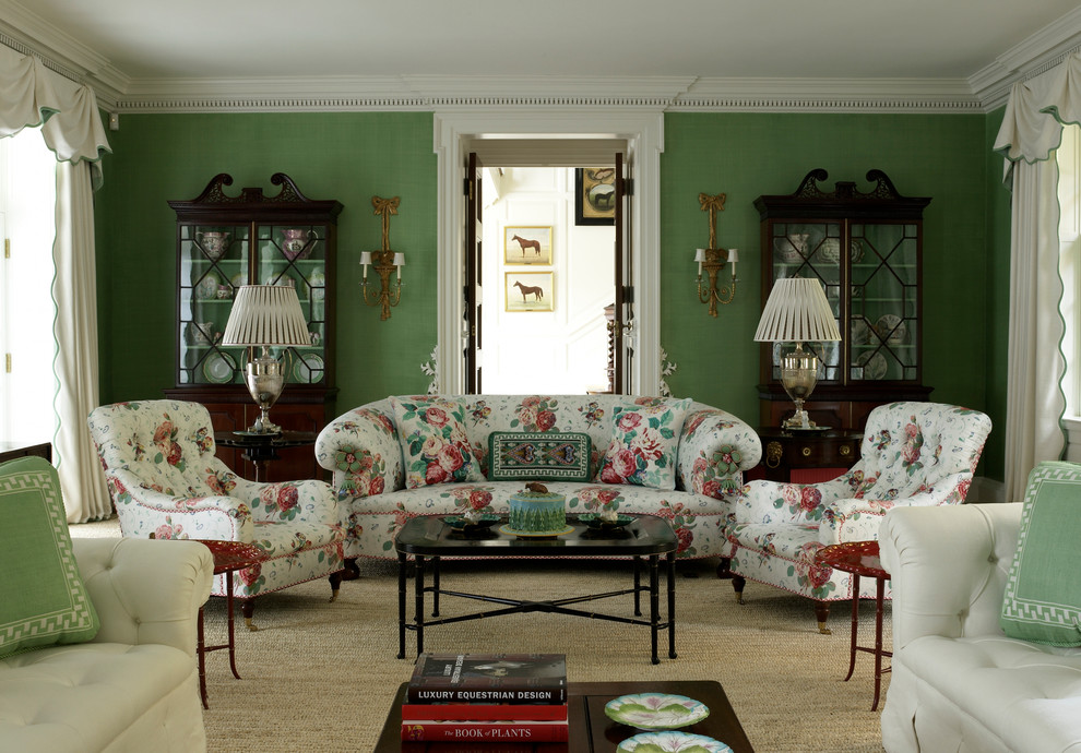 Inspiration for a traditional living room in New York.