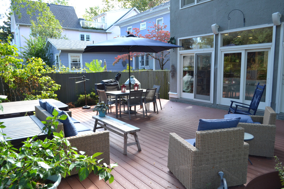 Example of a transitional deck design in Baltimore
