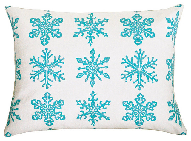 Snowflake Pattern Pillow