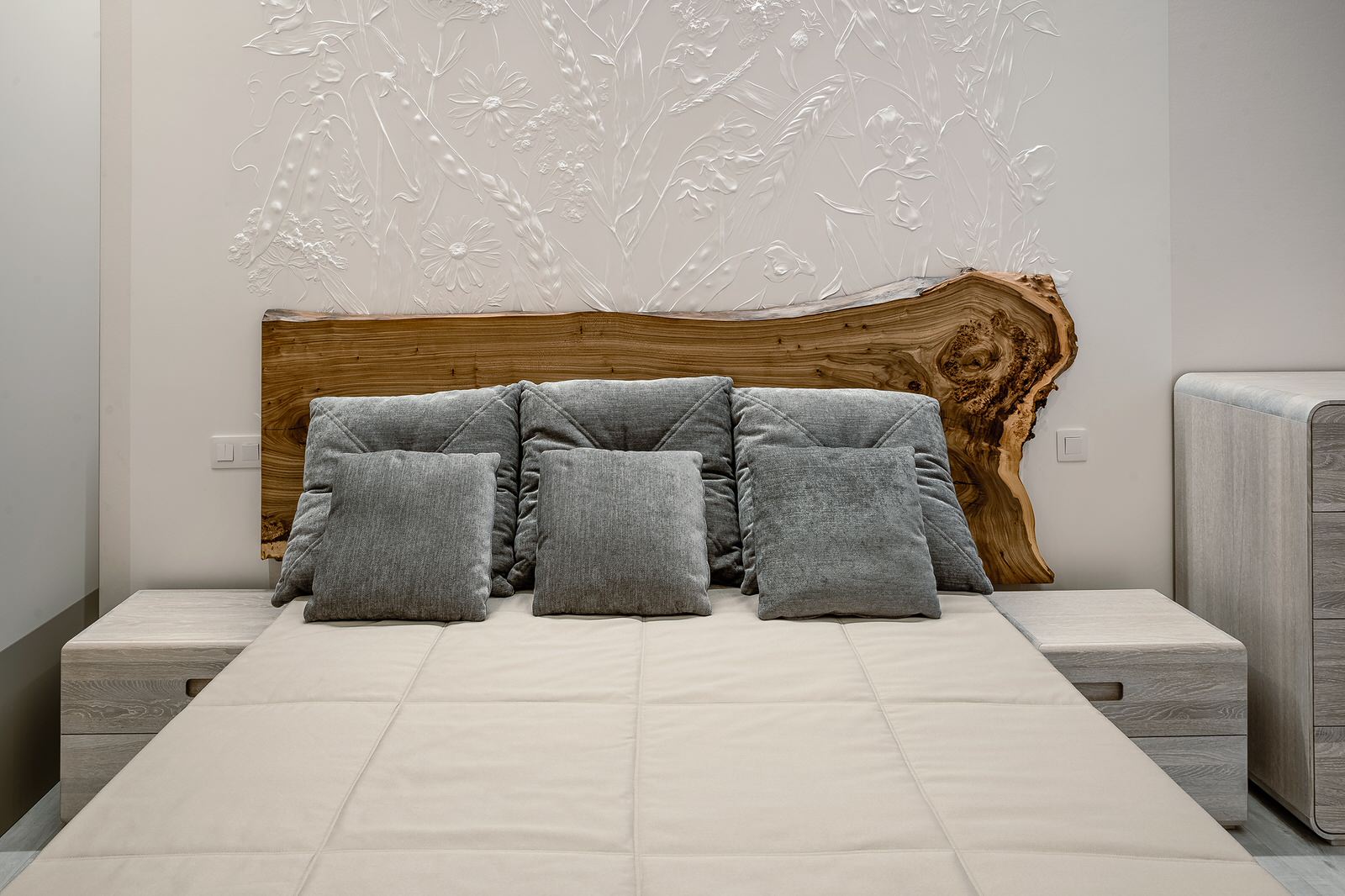 Съемка текстильного декора для спальни