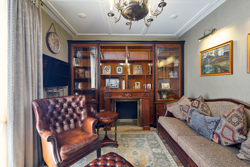 Смольный парк