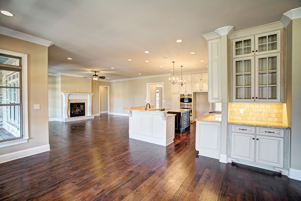 Inspiration for a timeless home design remodel in Birmingham
