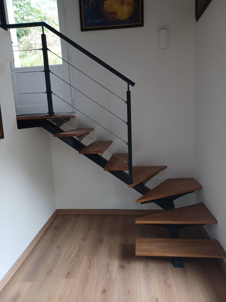 Saumane-de-Vaucluse - Création sur-mesure d'un escalier en chêne massif ...