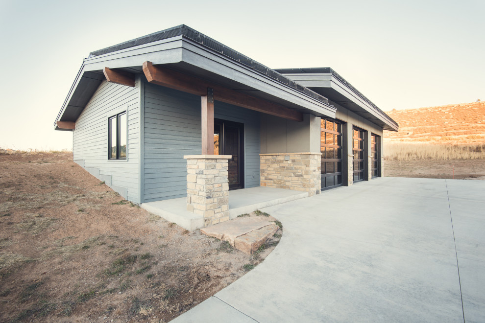 Inspiration for a modern home design remodel in Denver