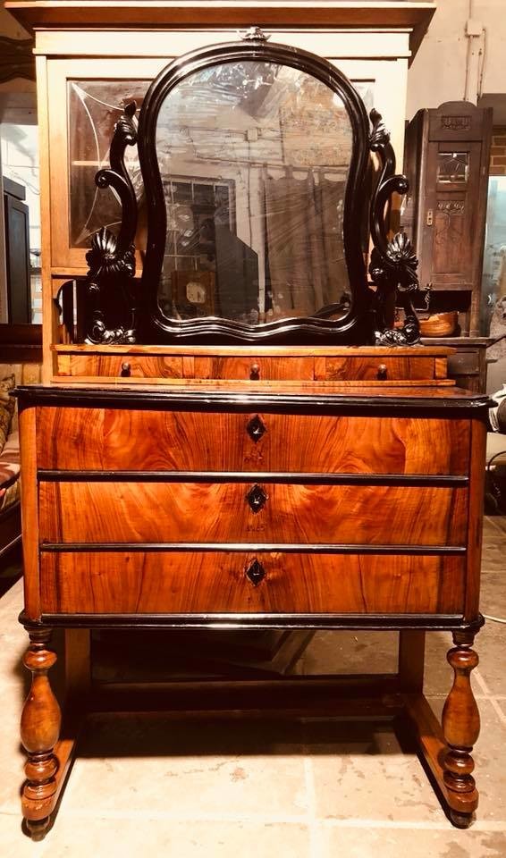 Реставрация секретера, начало XIX века