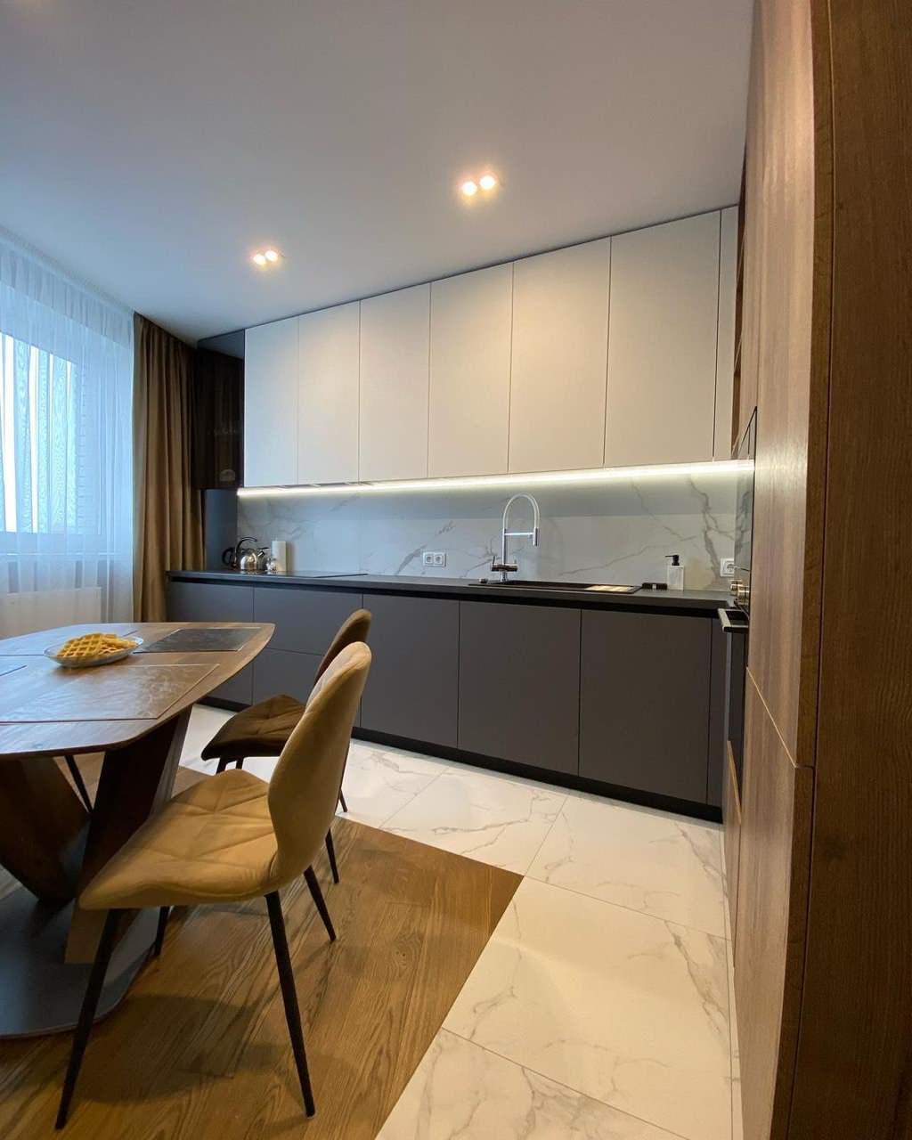 Угловая кухня на заказ