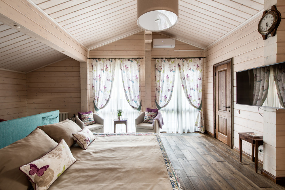 Inspiration for a country bedroom in Moscow.