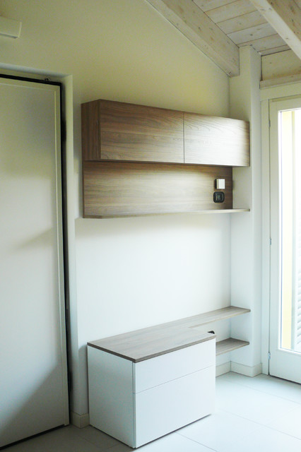 Sottotetto nel parco contemporain-salon