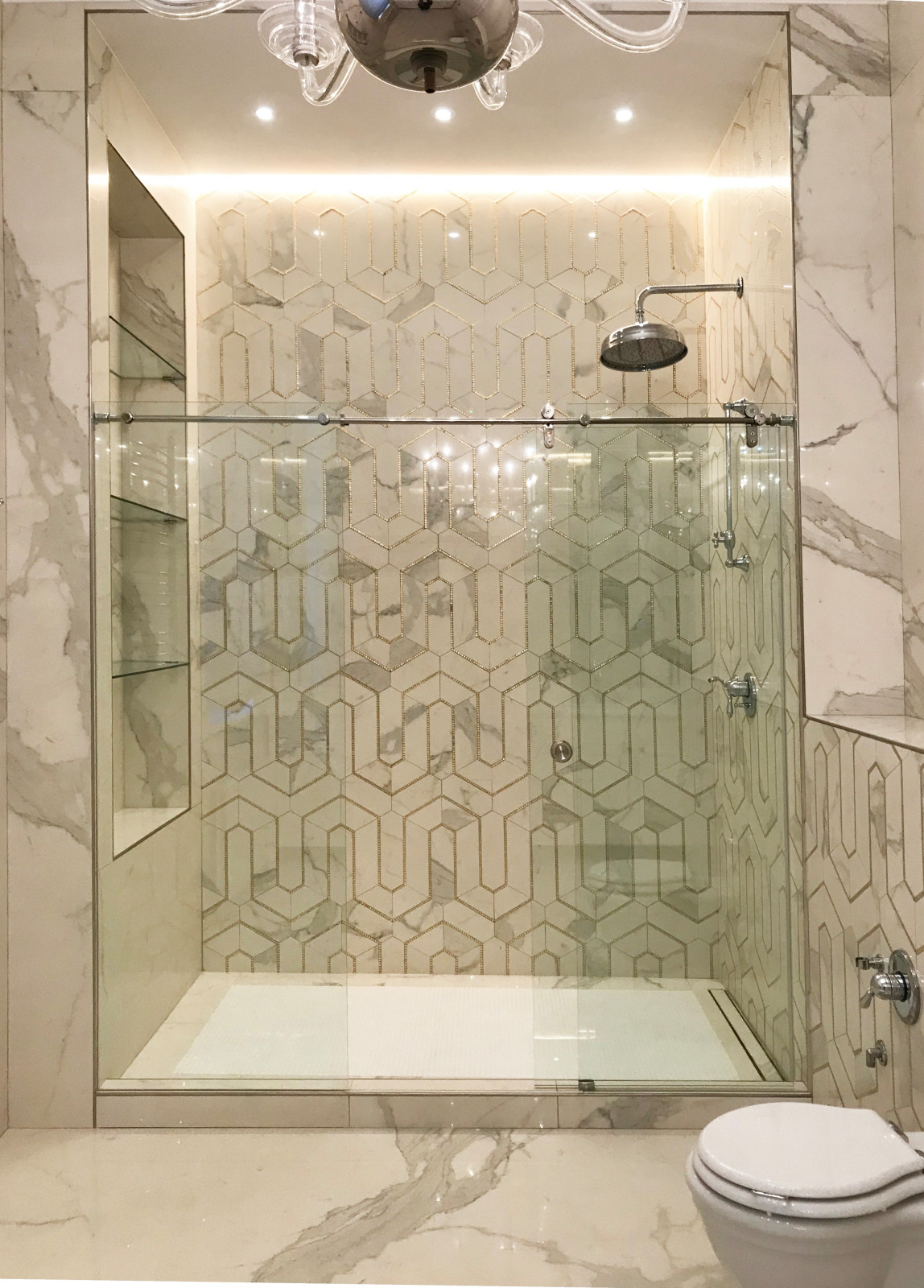 Дом 1000 кв.м - фото