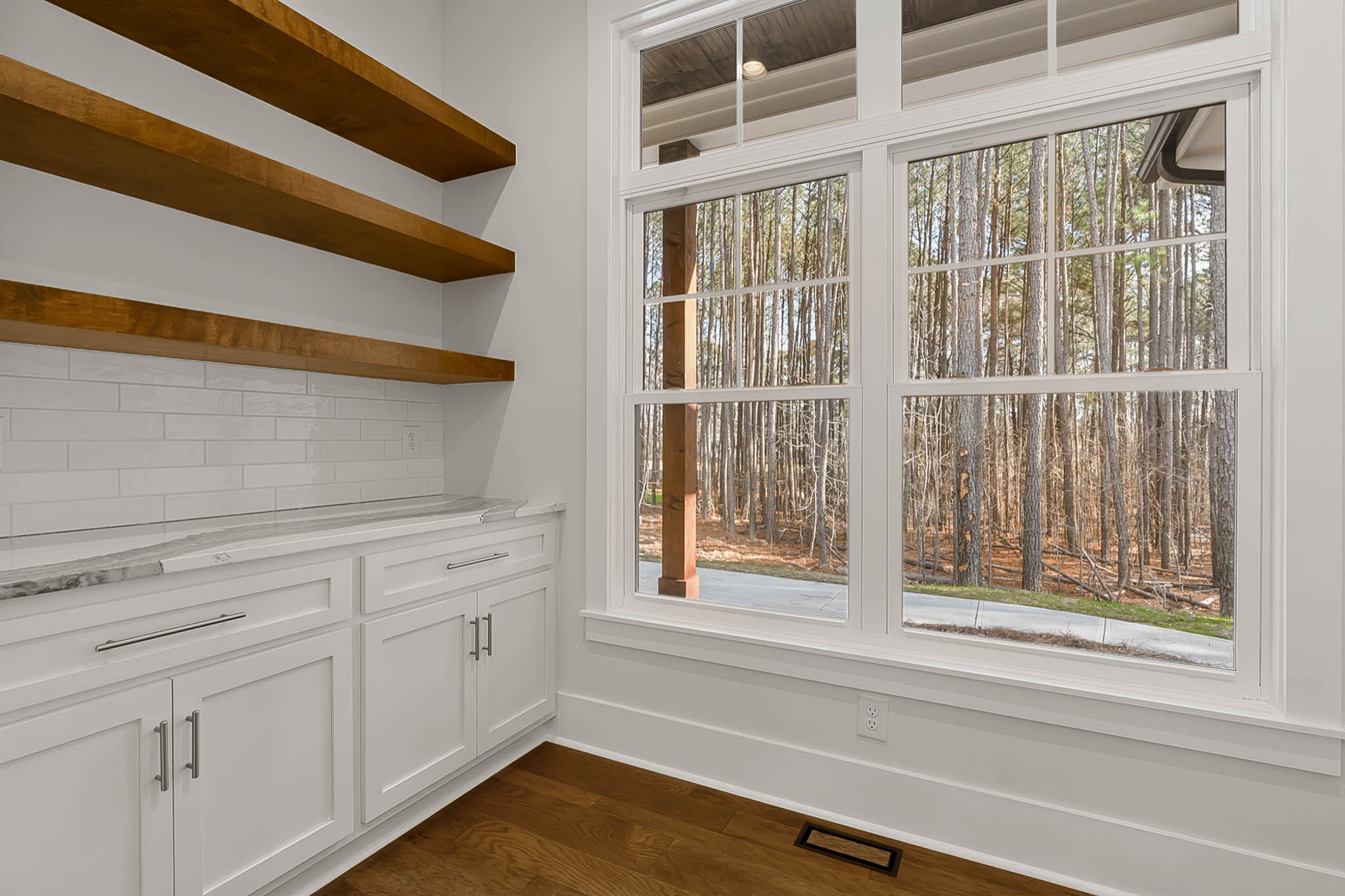 Oyster White Farmhouse