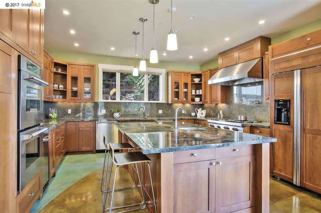 Contemporary Craftsman