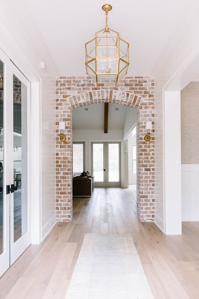 Inspiration for a traditional entrance in Atlanta.